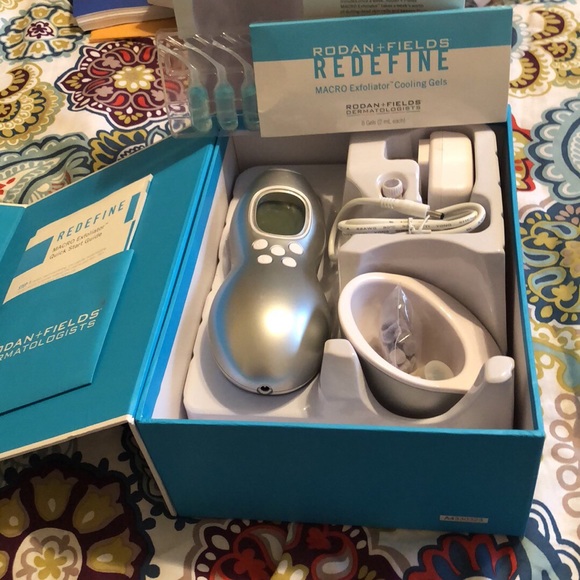 Rodan and Fields Macro Exfoliator - Picture 1 of 1